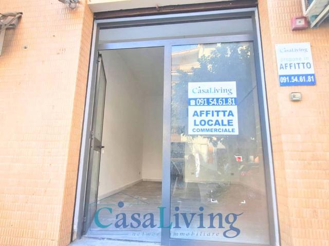 Locale Commerciale in affitto a Aquino, Monreale
