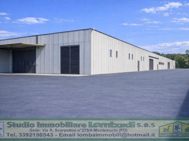 Locale Commerciale in affitto a Stazione, Montale