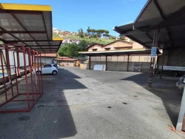 Locale Commerciale in affitto a Roma Capitale, Lazio