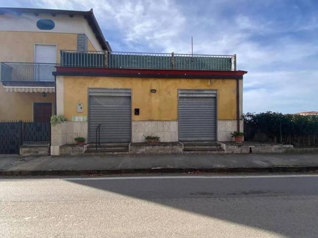 Locale Commerciale in affitto a San Mauro Cilento, Campania