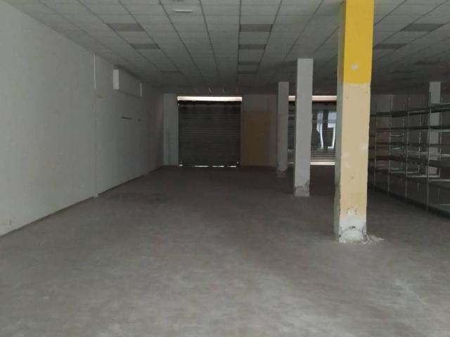 Locale Commerciale in affitto a Montecorvino Pugliano, Pontecagnano