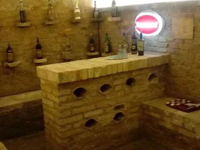 Locale Commerciale in affitto a Marche, Macerata