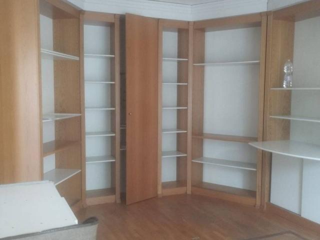 Locale Commerciale in affitto a Marche, Fermo