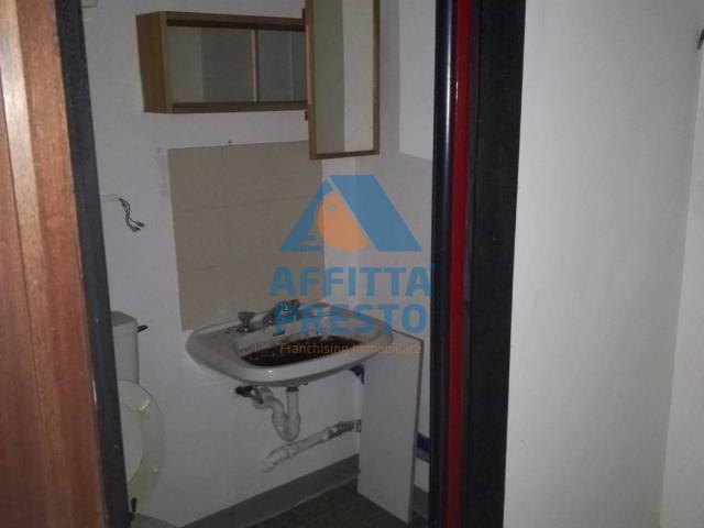 Locale Commerciale in affitto a Unione dei Comuni Circondario dell'Empolese Valdelsa, Montelupo Fiorentino
