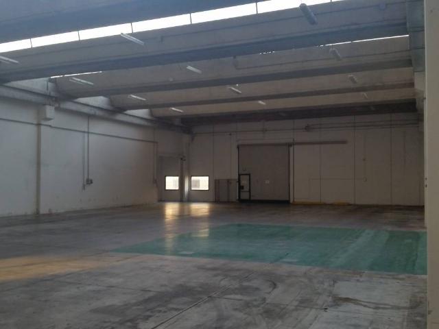 Locale Commerciale in affitto a Bagnolo, Montemurlo