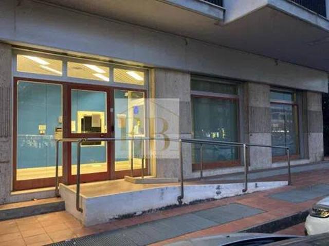 Locale Commerciale in affitto a Marche, Ascoli Piceno
