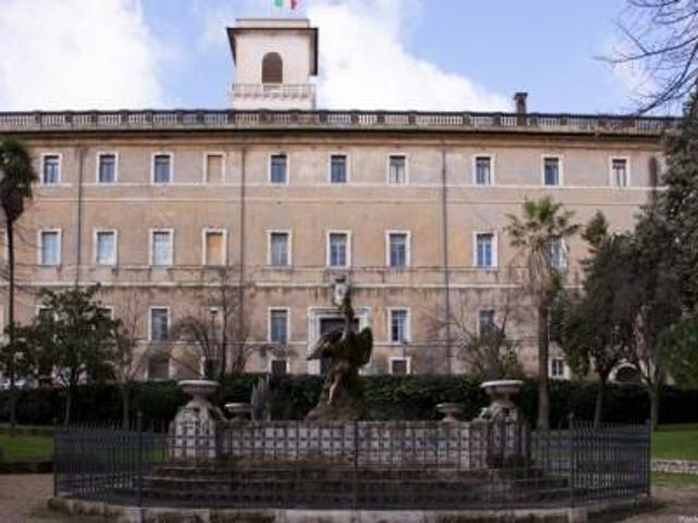 Locale Commerciale in affitto a Roma Capitale, Lazio