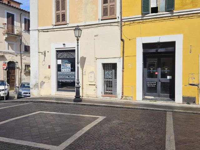 Locale Commerciale in affitto a Roma Capitale, Lazio