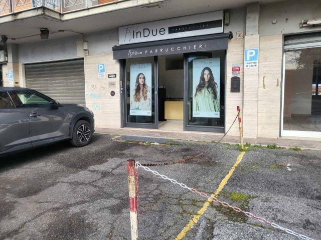 Locale Commerciale in affitto a Roma Capitale, Lazio