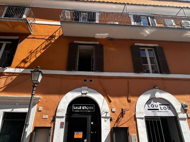Locale Commerciale in affitto a Roma Capitale, Lazio