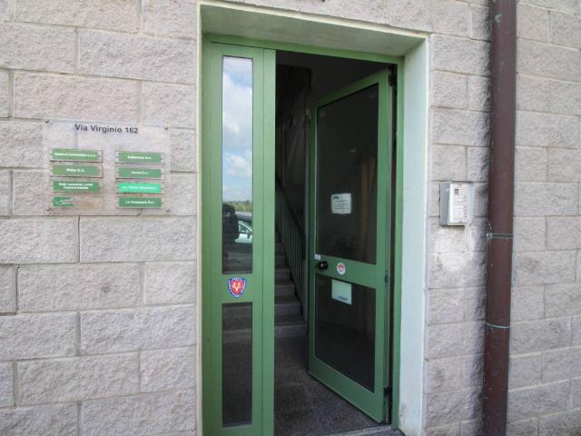 Locale Commerciale in affitto a Unione dei Comuni Circondario dell'Empolese Valdelsa, Montespertoli