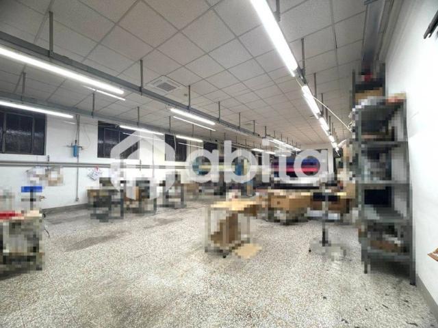Locale Commerciale in affitto a Migliarina, Bucine