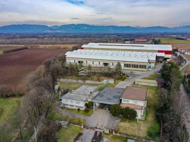 Locale Commerciale in affitto a Montichiari, Lombardia