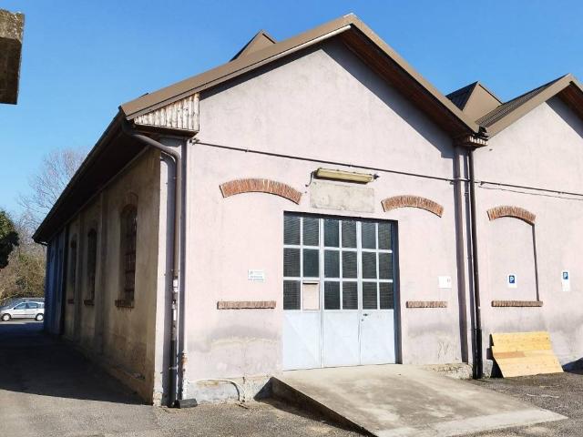 Locale Commerciale in affitto a San Rocco, Monza