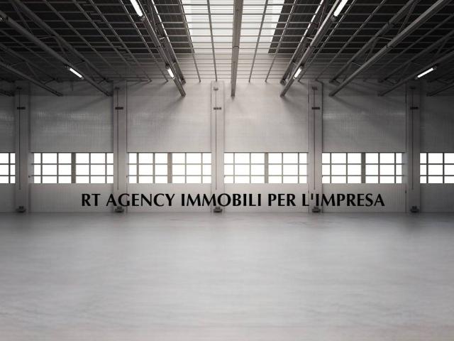 Locale Commerciale in affitto a Monza, San Fruttuoso