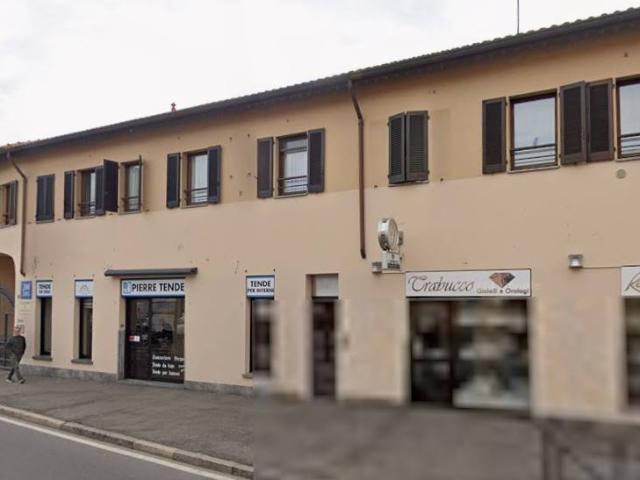 Locale Commerciale in affitto a Regina Pacis, Monza