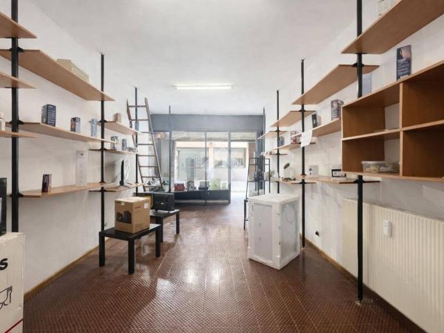 Locale Commerciale in affitto a Morbegno, Lombardia