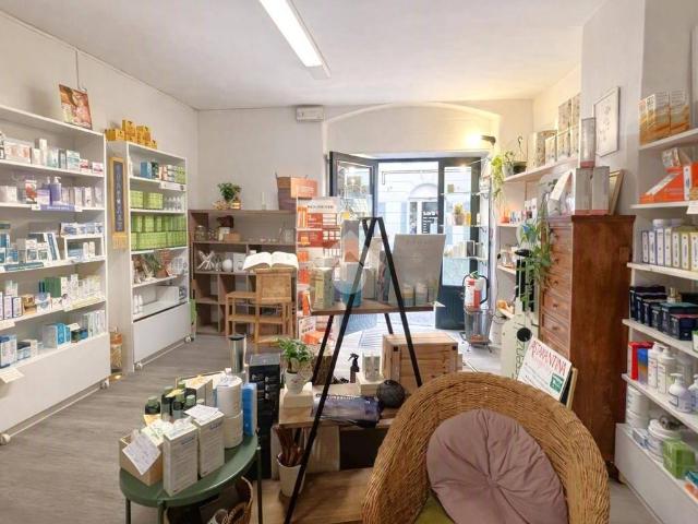 Locale Commerciale in affitto a Morbegno, Lombardia