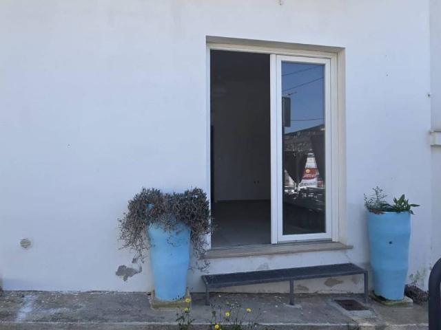 Locale Commerciale in affitto a Torre Vado, Puglia