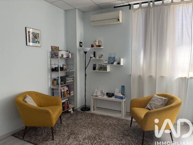 Locale Commerciale in affitto a Borgo Pintura, Marche
