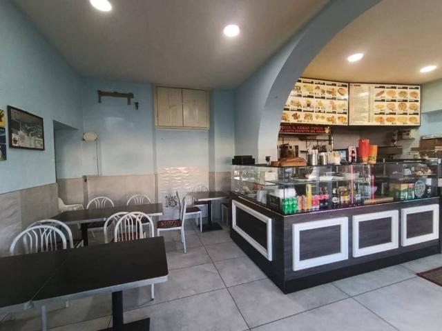 Locale Commerciale in affitto a Mortara, Lombardia