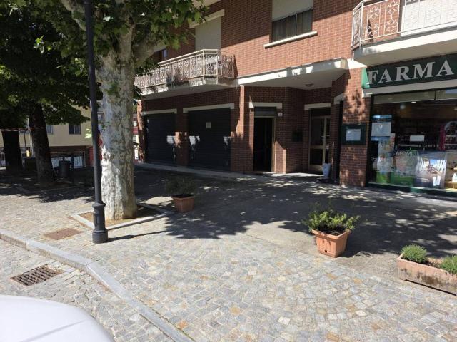 Locale Commerciale in affitto a Piemonte, Alessandria