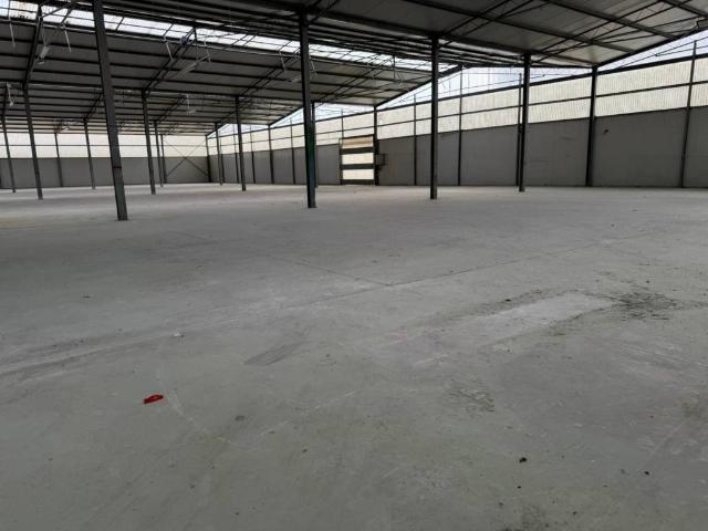 Locale Commerciale in affitto a Botteghelle, Campania