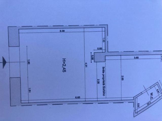 Locale Commerciale in vendita a Municipalità 5, Campania