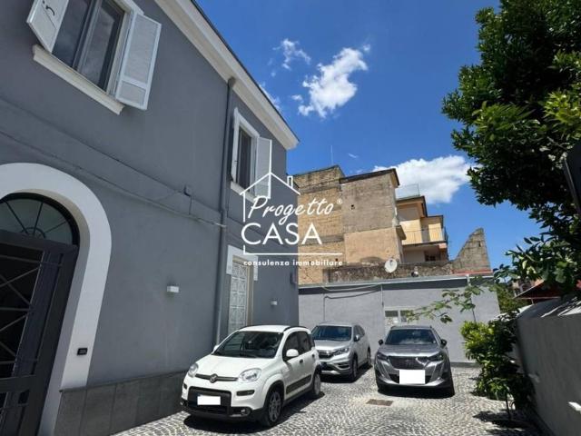 Locale Commerciale in affitto a Municipalità 6, Campania