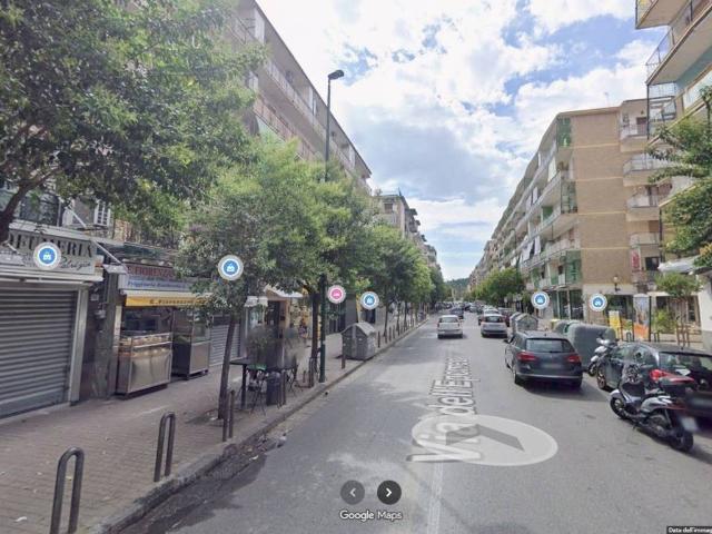 Locale Commerciale in affitto a Camaldoli, Campania