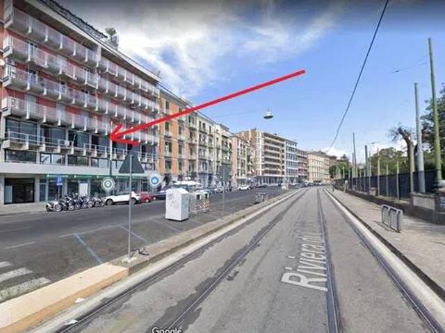 Locale Commerciale in affitto a Municipalità 1, Campania