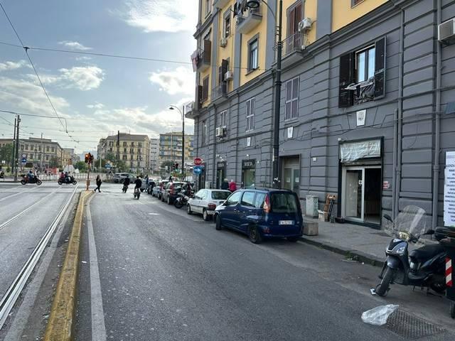Locale Commerciale in affitto a Municipalità 4, Arenaccia