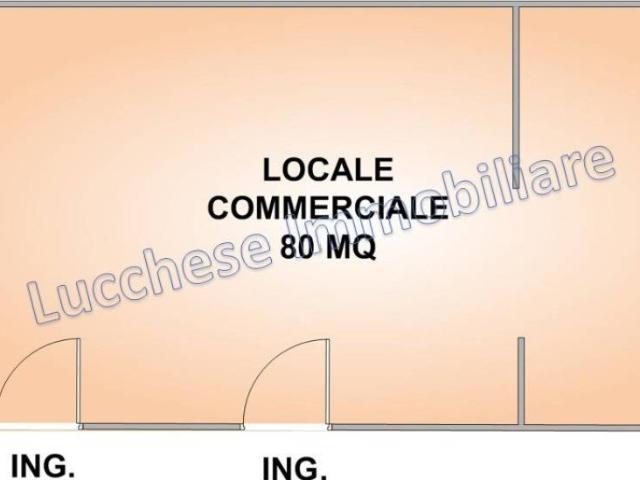 Locale Commerciale in affitto a Camaldoli, Pianura