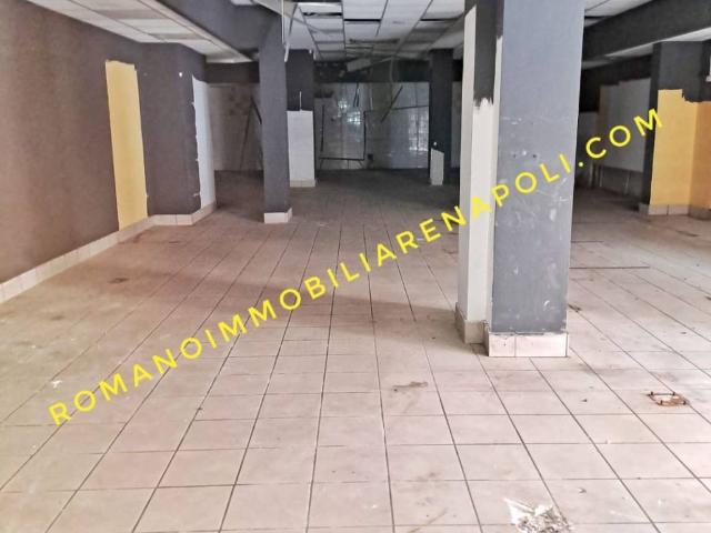 Locale Commerciale in affitto a Camaldoli, Campania