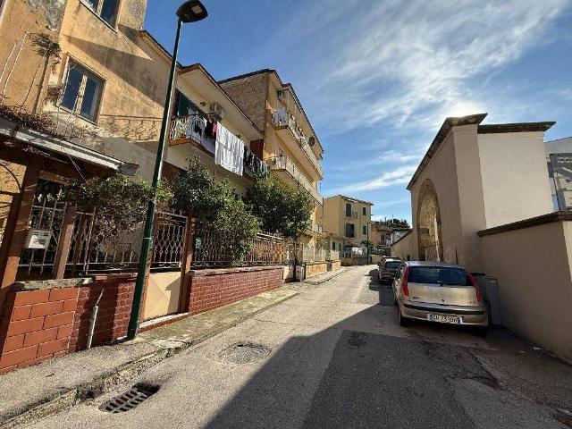 Locale Commerciale in affitto a Cupa Spinelli, Piscinola