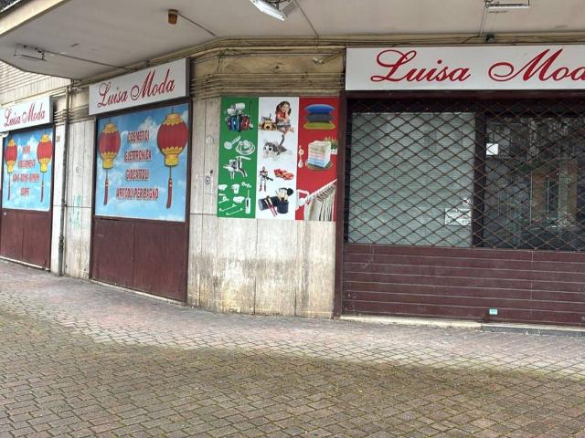 Locale Commerciale in affitto a Camaldoli, Campania