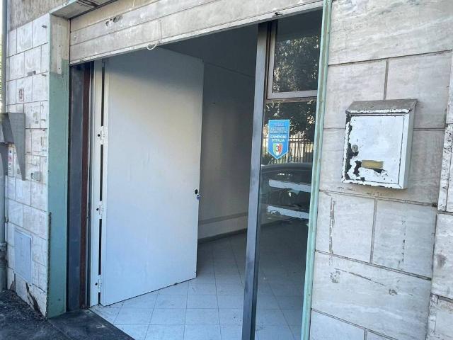 Locale Commerciale in affitto a Cupa Spinelli, Napola