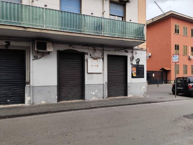 Locale Commerciale in affitto a Piedimonte, Nocera Inferiore