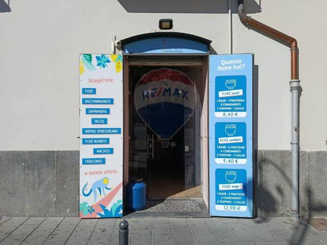 Locale Commerciale in affitto a Cicalesi, Nocera Inferiore
