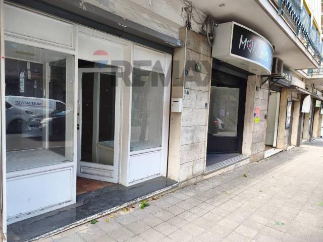 Locale Commerciale in affitto a Piedimonte, Nocera Inferiore