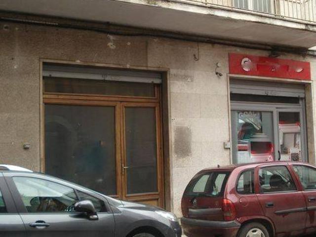 Locale Commerciale in affitto a Puglia, Bari