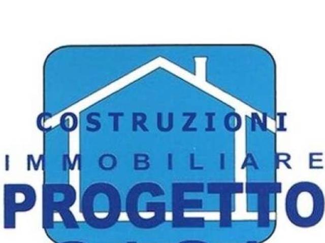 Locale Commerciale in affitto a Nola, Campania