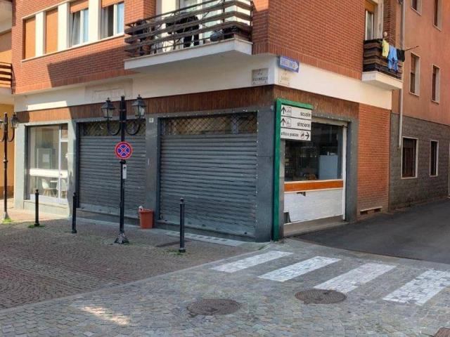 Locale Commerciale in affitto a Piemonte, Torino