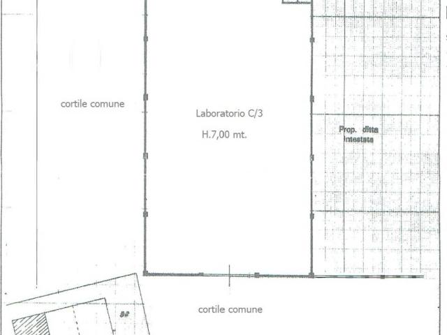 Locale Commerciale in affitto a Nova Milanese, Lombardia