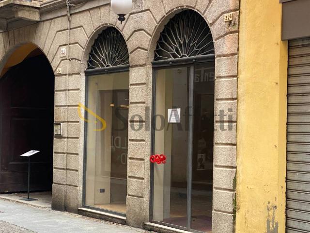 Locale Commerciale in affitto a Sacro Cuore, Piemonte