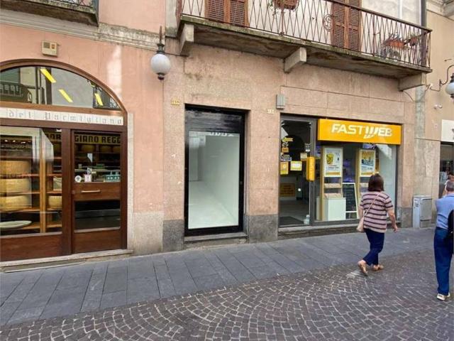 Locale Commerciale in affitto a Sacro Cuore, Piemonte