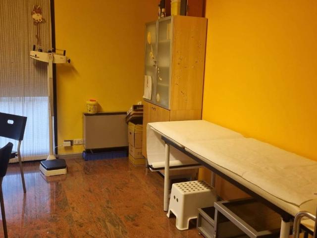 Locale Commerciale in affitto a Beolco, Olgiate Molgora