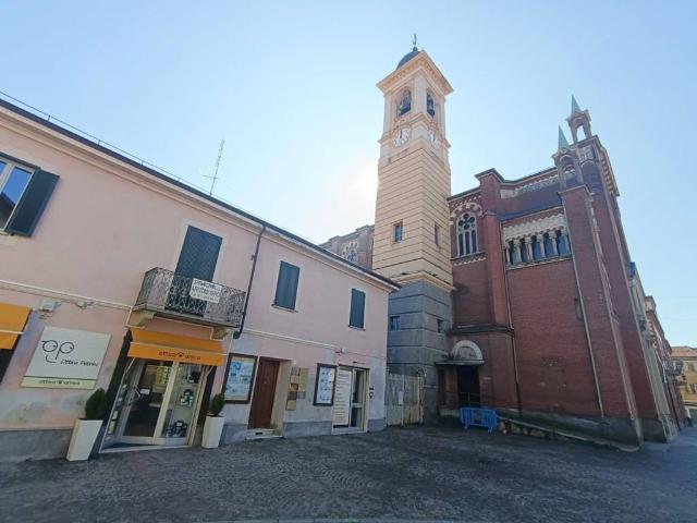 Locale Commerciale in affitto a Piemonte, Torino