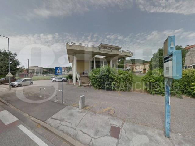 Locale Commerciale in affitto a Orgiano, Veneto