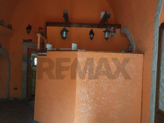 Locale Commerciale in affitto a Quartiere ebraico, Puglia